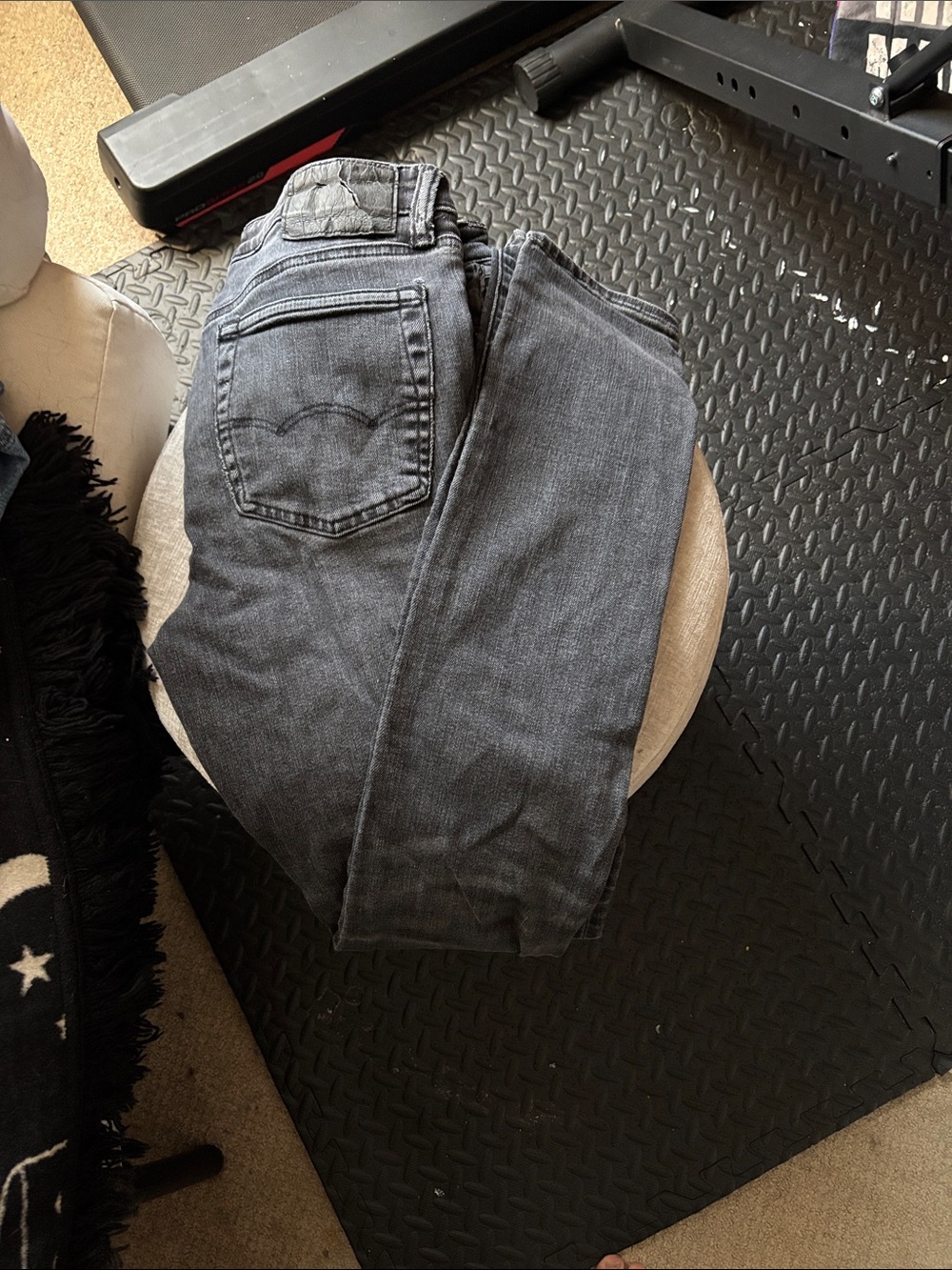 American Eagle Outfitters Women’s Skinny Jeans in Grey Wash
